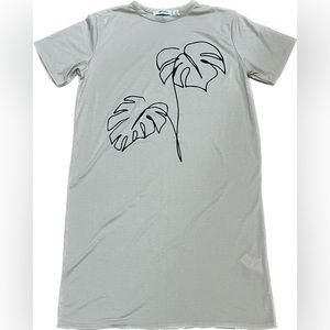 MISSGUIDED | Monstera T-Shirt Dress